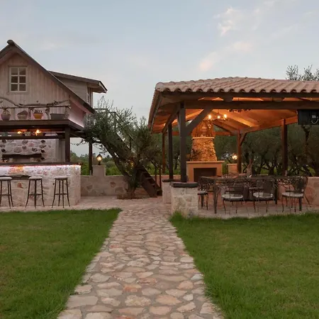 Agro Art Boutique & Luxury Villas - Two Art Villas With Pools, Unique Decors, And A Treehouse Option Vanato Exterior photo