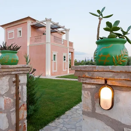 Agro Art Boutique & Luxury Villas - Two Art Villas With Pools, Unique Decors, And A Treehouse Option Vanato Exterior photo